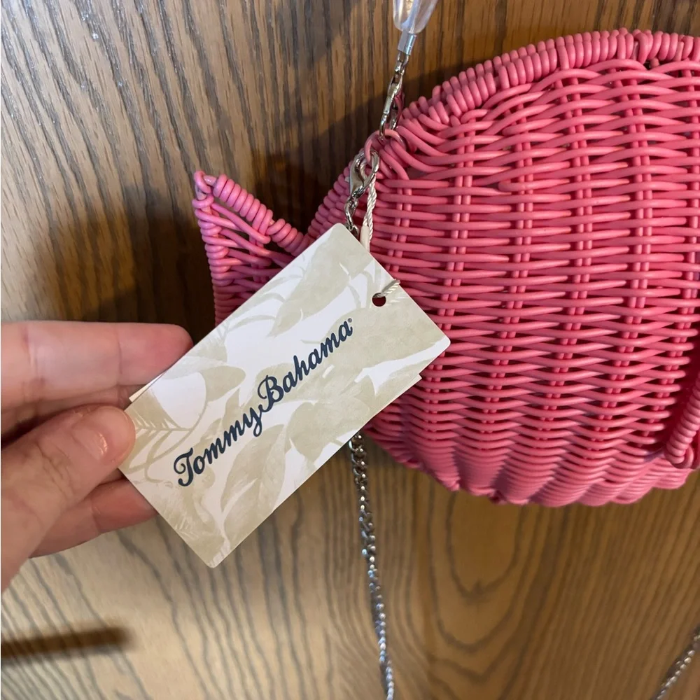Tommy Bahama Pink Woven Wicker Pink Fish 🐠🩷 Crossbody Purse Clear Bead Bag NWT - Picture 7 of 8